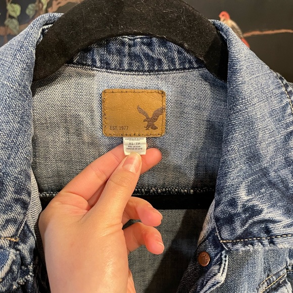 American eagle jean jacket - Picture 2 of 2